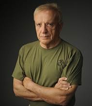 पोस्टर देखें