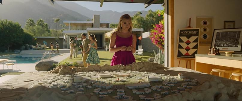 Florence Pugh in Don't Worry Darling (2022)