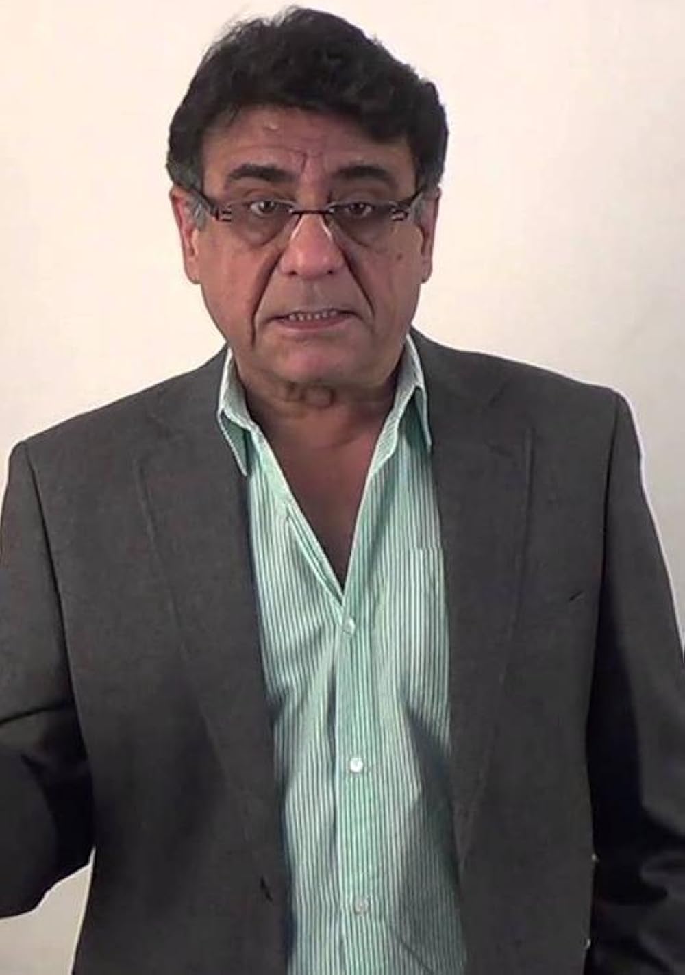 Naresh Suri - IMDb