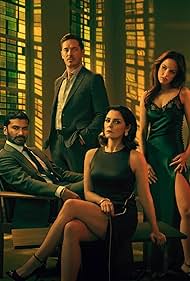 Sendhil Ramamurthy, Annabel Scholey, Sam Palladio, and Aggy K. Adams in O Casal da Casa ao Lado (2023)