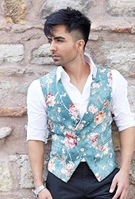 Primary photo for Harrdy Sandhu