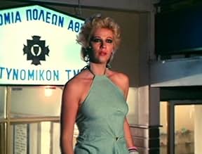 Qiz ot pornosi bilan pul tikadi