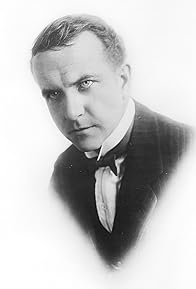 Primary photo for Frank Mills