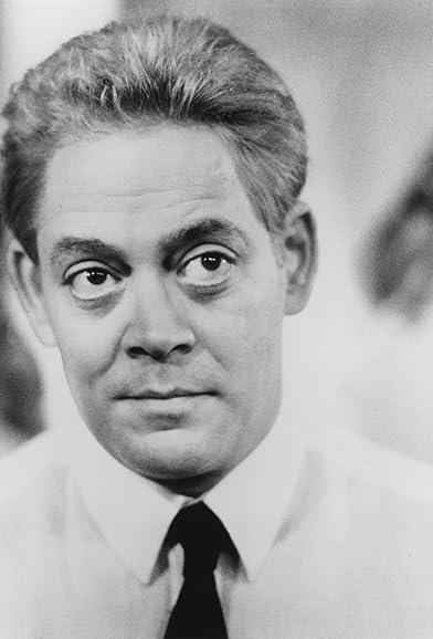 Primary photo for Raul Julia Primary photo for Raul Julia