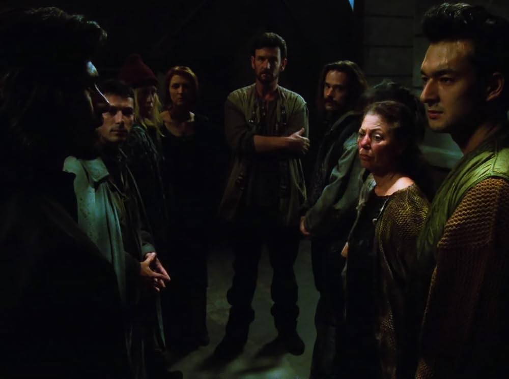 MV5BNzNlZDRmNGYtMjQ0MC00OWQ3LT