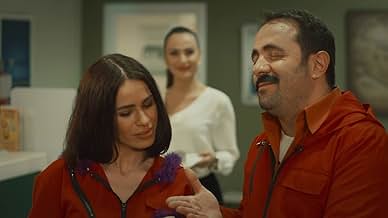 पोस्टर देखें