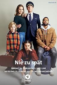 Heino Ferch, Jakob Josef Gottlieb, Picco von Groote, Pablo Grant, and Harriet Herbig-Matten in Nie zu spät (2022)