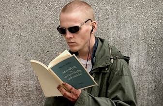 पोस्टर देखें