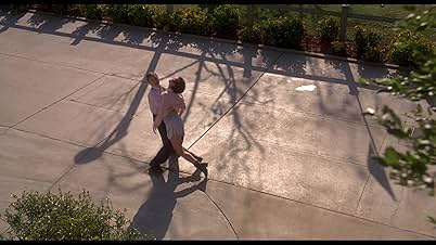 Jennifer Tilly and Dave Foley in The Wrong Guy (1997)