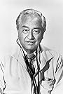 Robert Young's primary photo Robert Young's primary photo