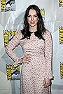 Elizabeth Henstridge's primary photo Elizabeth Henstridge's primary photo