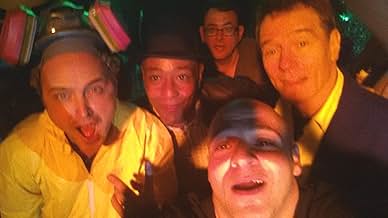 पोस्टर देखें