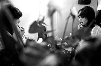 पोस्टर देखें