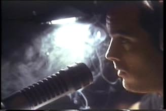 पोस्टर देखें