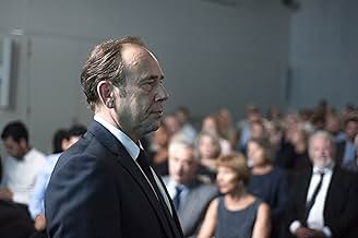 पोस्टर देखें