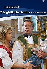 Primary photo for Die göttliche Sophie - Das Findelkind Primary photo for Die göttliche Sophie - Das Findelkind