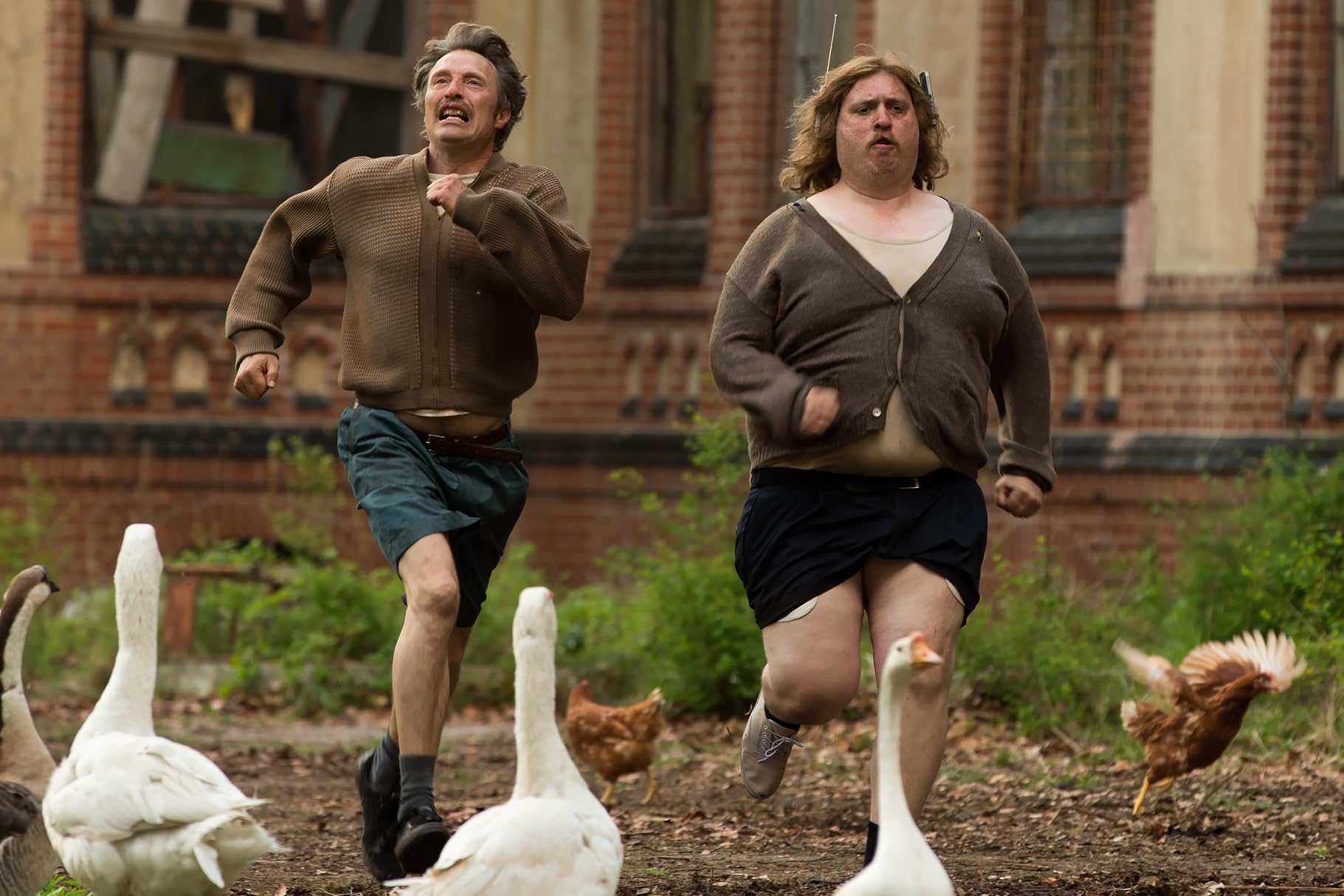 Men & Chicken (2015)