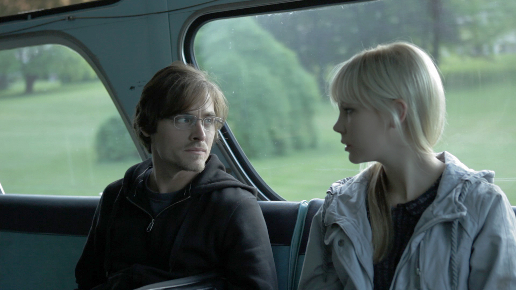 Вампир 2011. Университетский вампир (2011). Вампир 2011 кевин зегерс. Вампир 2011. Вампир 2011.