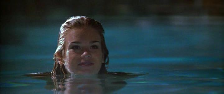 Kozoynakli kaltakning yuziga sperma