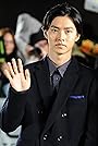 Kento Yamazaki's primary photo Kento Yamazaki's primary photo