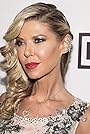 Tara Reid's primary photo Tara Reid's primary photo