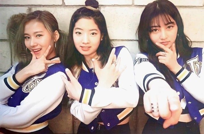 Twice: Cheer Up (Music Video 2016) - Photos - IMDb