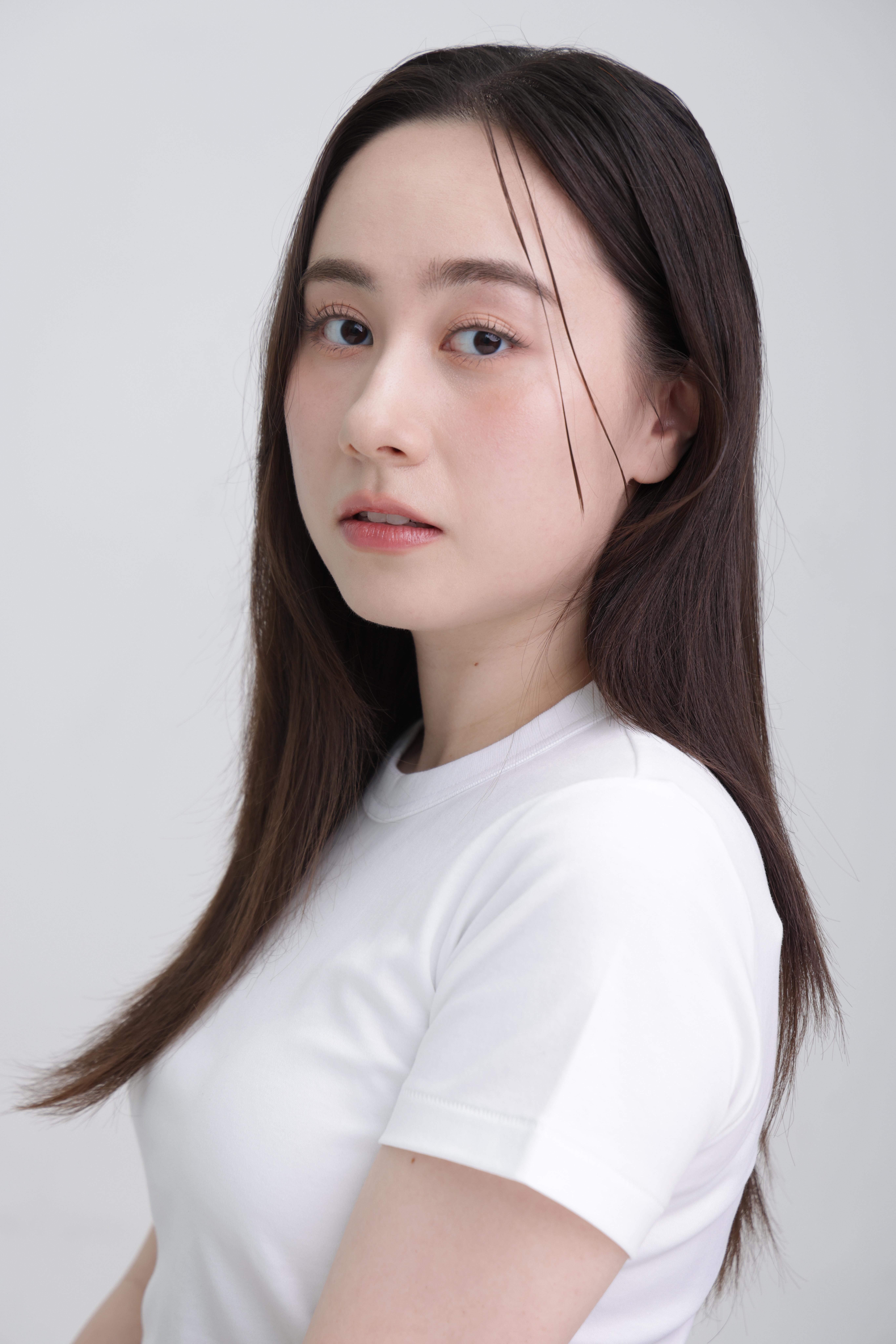 Алғаш рет үштік секс (fmf видео) Бодибилдингтегі жалаңаш әйелдер