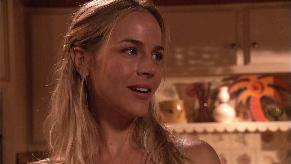 julieページです。 julie-benz-autograph.jpg