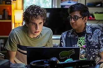 पोस्टर देखें