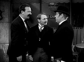 पोस्टर देखें