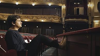 पोस्टर देखें