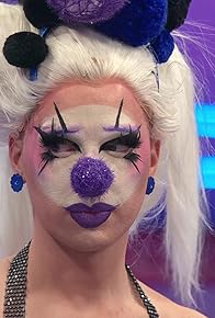 Primary photo for Snatch Game Primary photo for Snatch Game