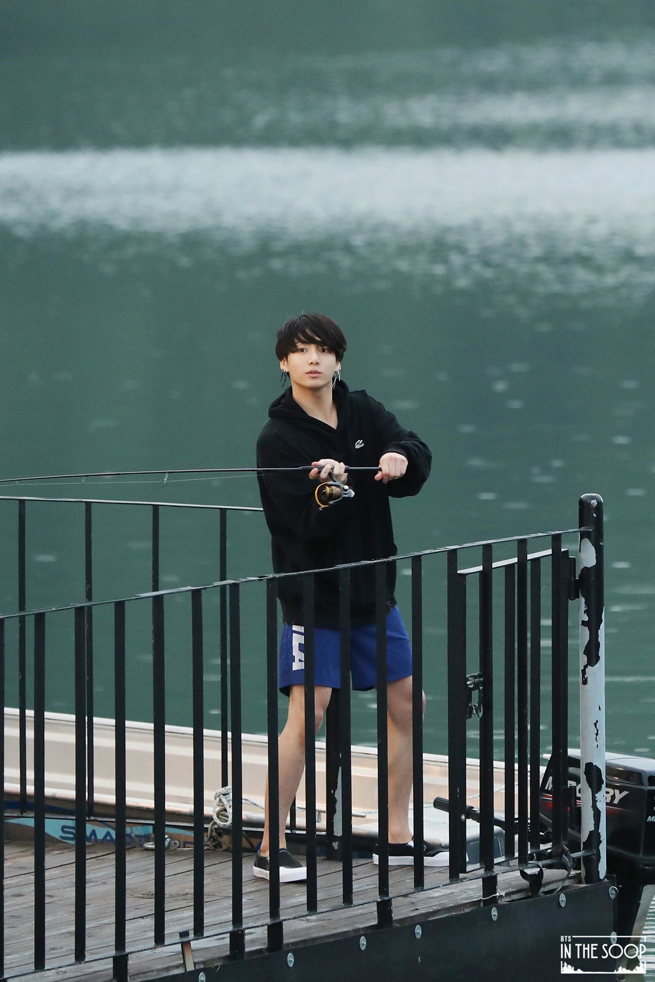 BTS in the soop 2021 ジョングク JUNGKOOK 傘　森 ROCKSTAR JK⁷. on X: 