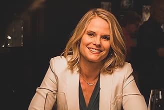 पोस्टर देखें