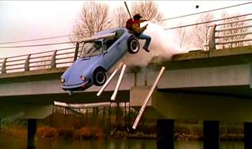 पोस्टर देखें