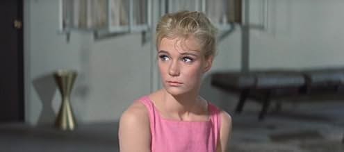 पोस्टर देखें