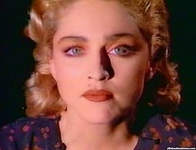 BDSM yogoch zahiralarida zanjirlangan lanet ayollar