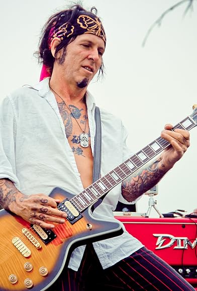 Primary photo for Tracii Guns Primary photo for Tracii Guns