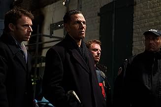 पोस्टर देखें