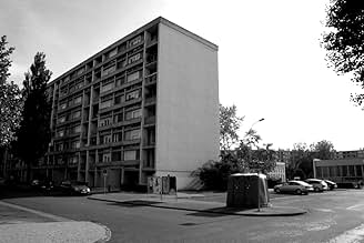 पोस्टर देखें