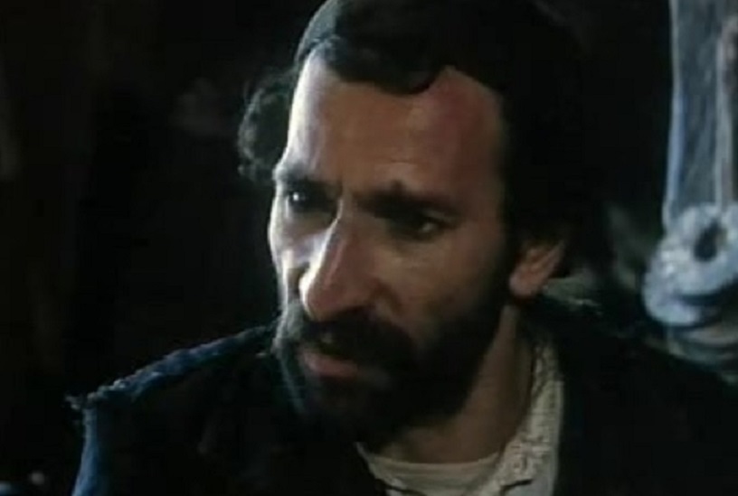 Rus xurofoti bilan jinsiy aloqa