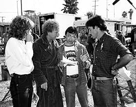 पोस्टर देखें