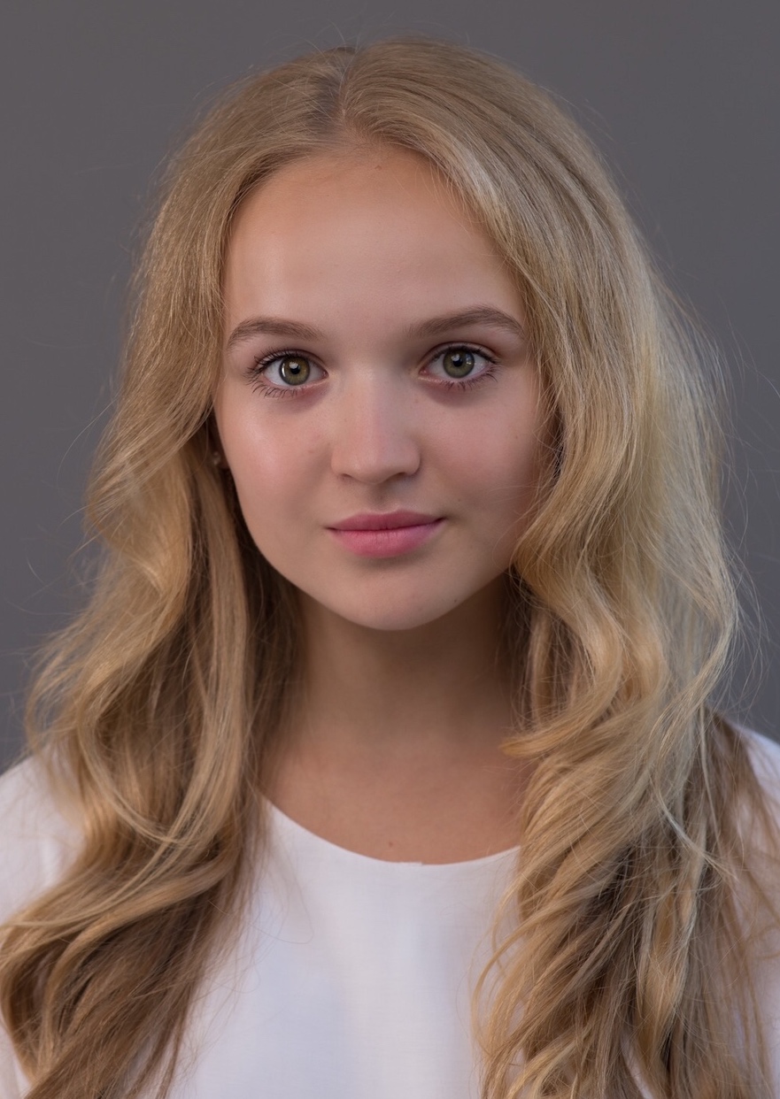 Toliq HD formatda osmirlar pornosini tomosha qiling Onlayn filmlar: Aktrisa porno paytida ozini silkitadi