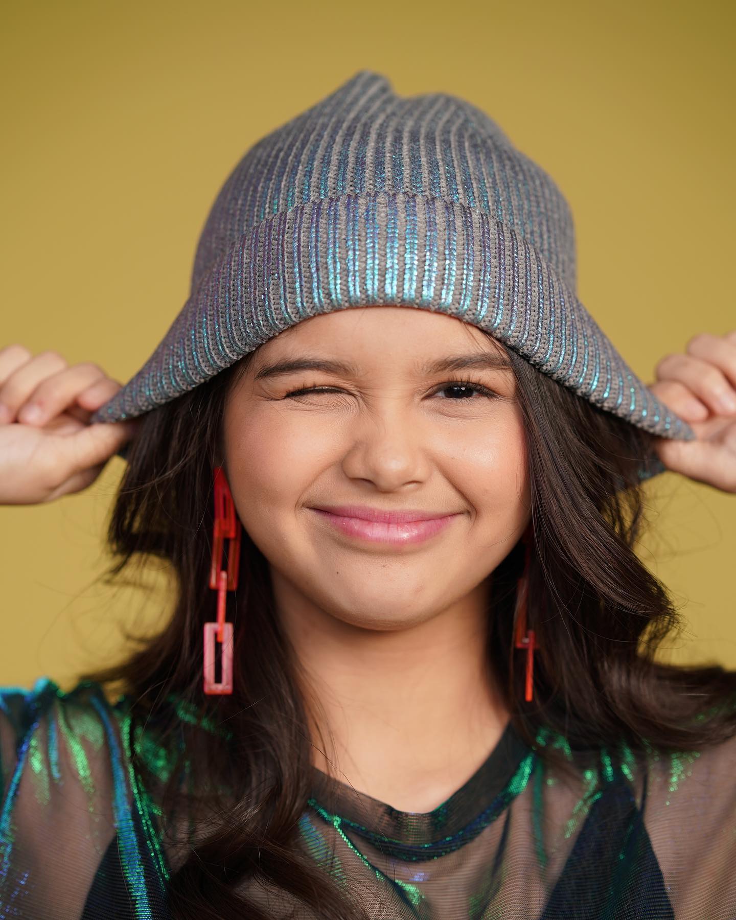 Hitman Saints porno Ona va qiz hammomda jinsiy aloqada bolishadi. Onlayn porno tomosha qilish.