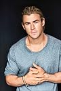 Chris Hemsworth's primary photo Chris Hemsworth's primary photo