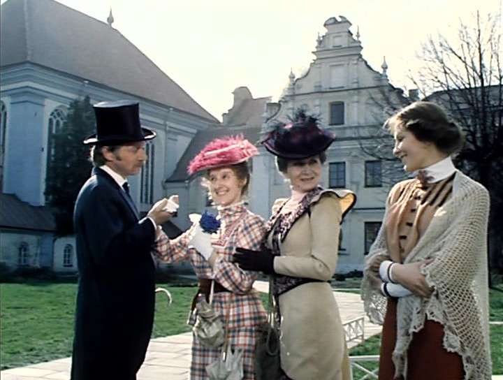 Anusda katta tasmali porno Kim xotini bilan porno tomosha qilgan?