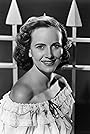 Teresa Wright's primary photo Teresa Wright's primary photo
