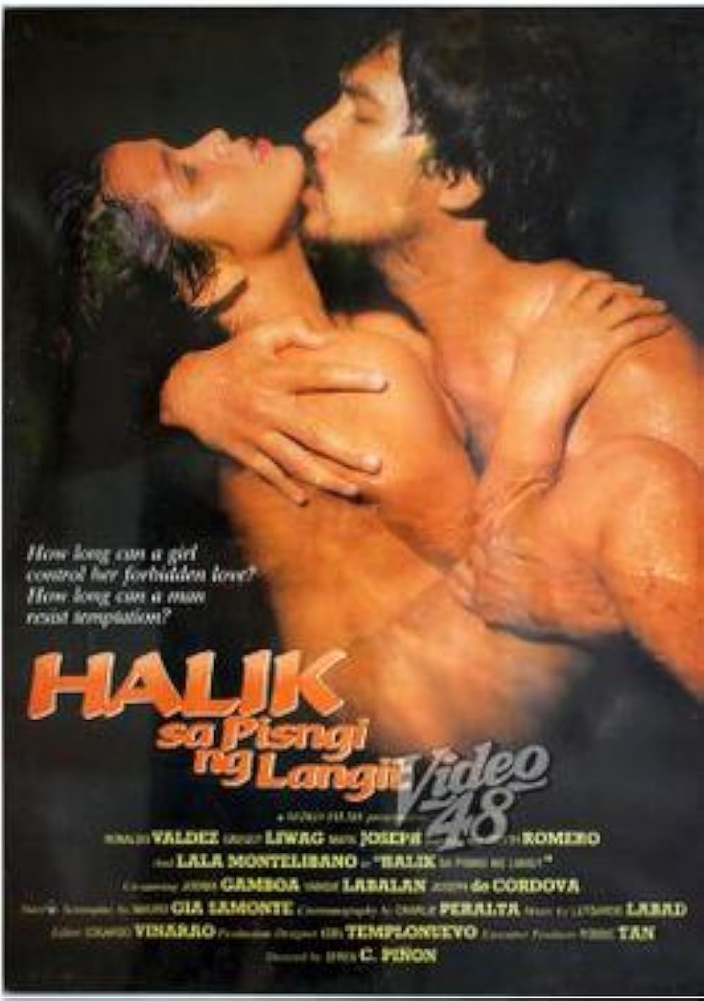 Qizlarning pichogining yaqindan olingan videolari