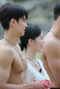 Primary photo for Episode 4