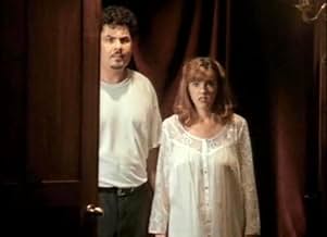 पोस्टर देखें